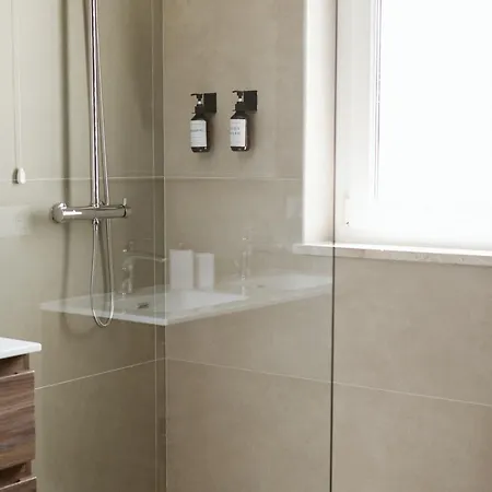 Gloria's * 폴리나노 아마레